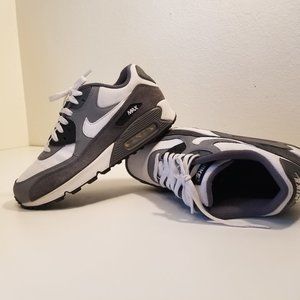 Nike AirMax 90 GS  (Dark Grey) Black/White/Grey